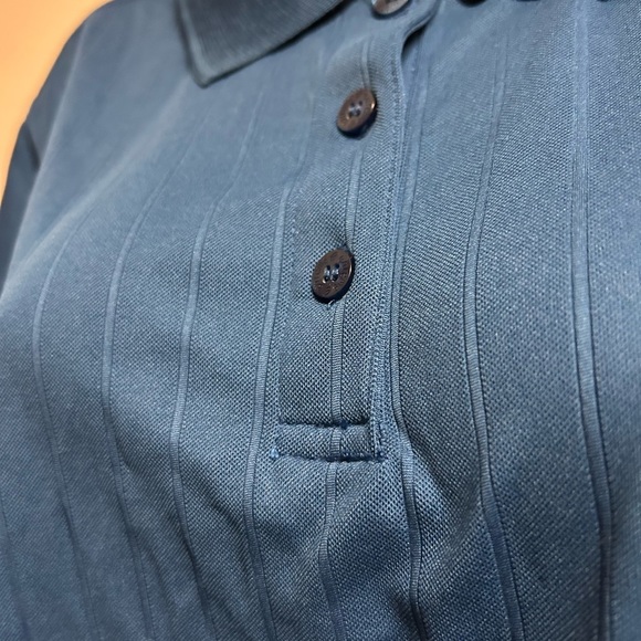 Ladies Blue Golf Top 💙 - Picture 2 of 3